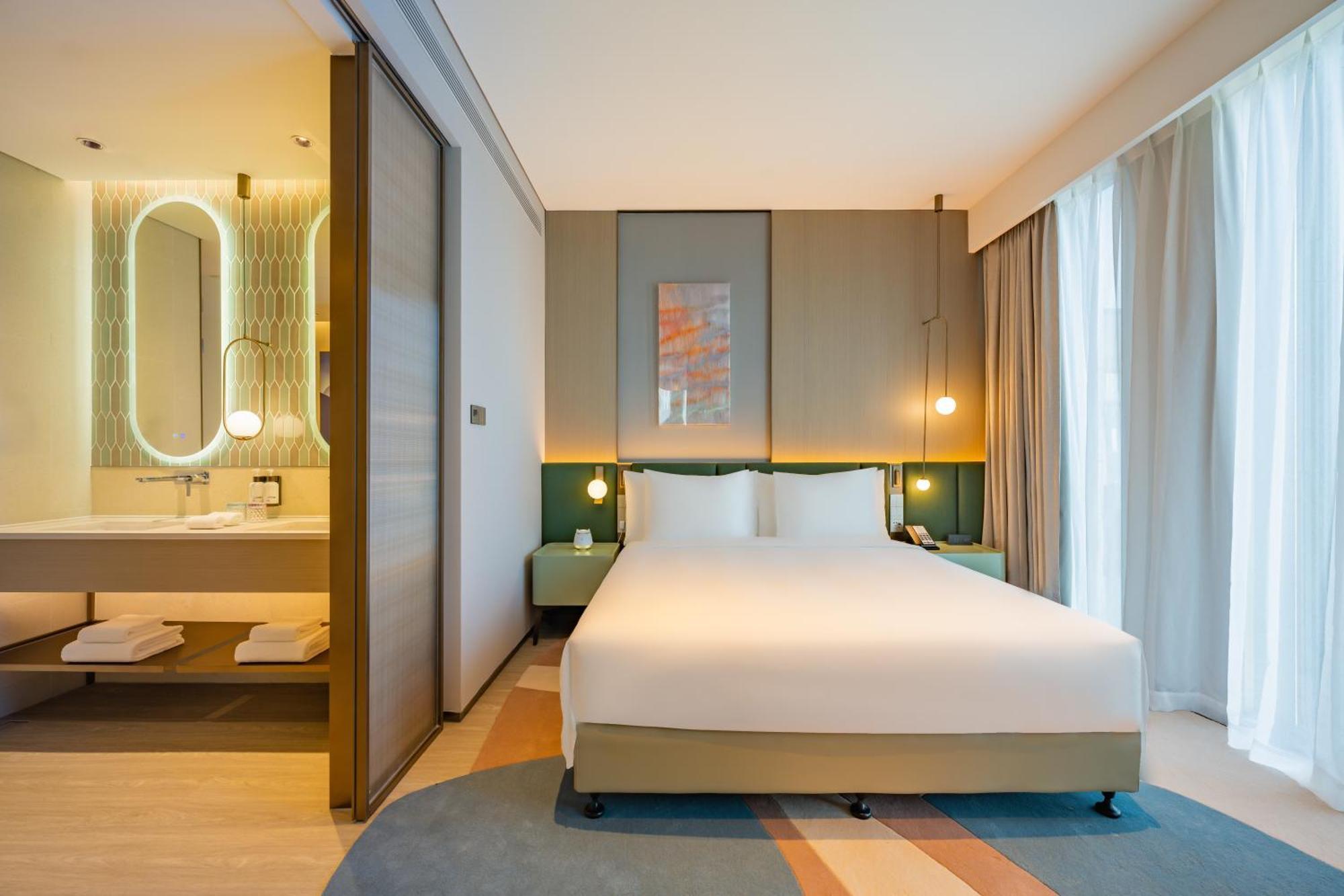 Hotel Even Expo By Ihg 5*